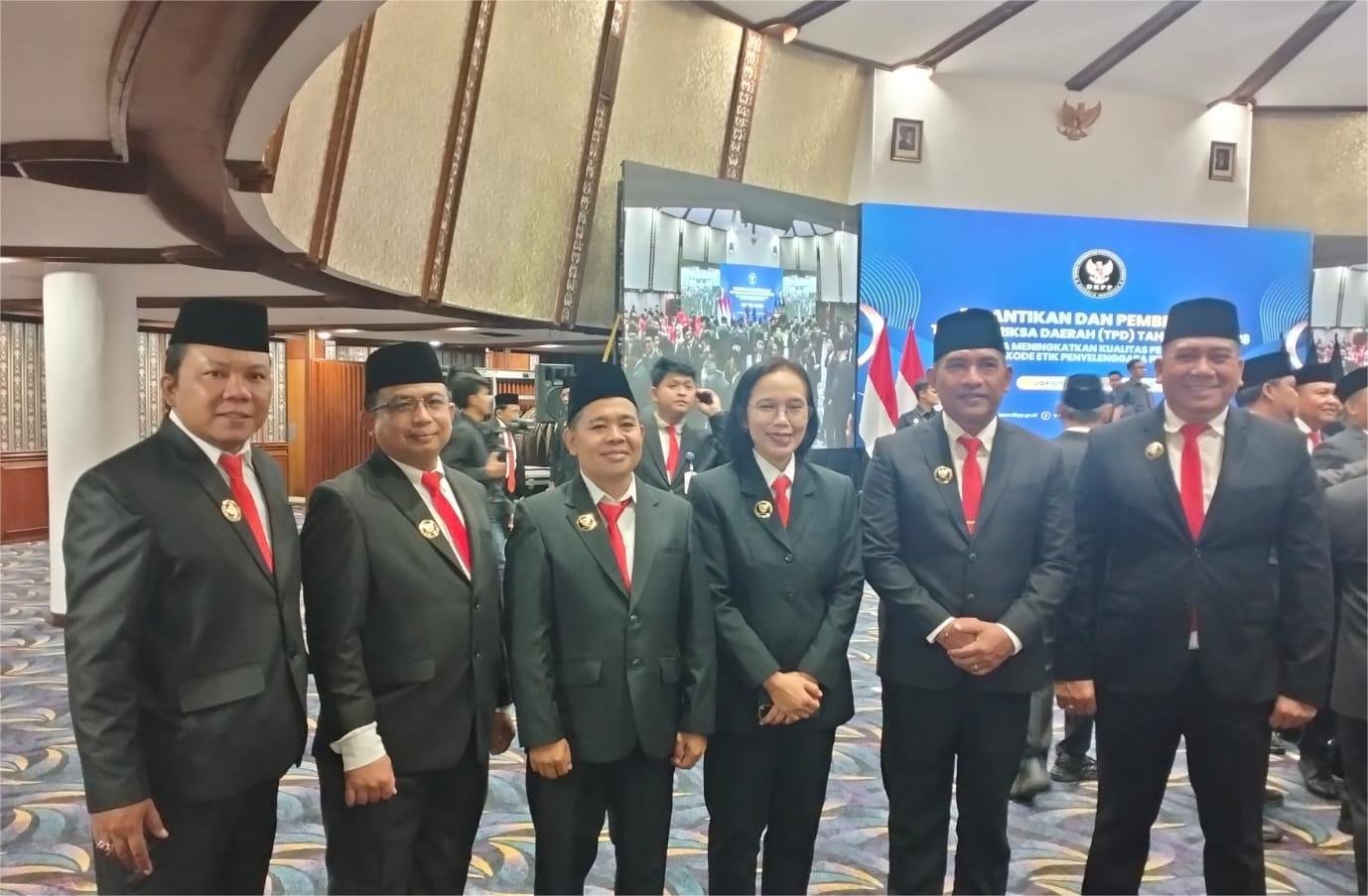 DKPP Lantik Enam TPD Provinsi Bali Periode 2025-2026  