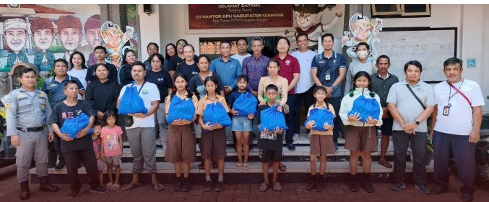 Tebar Kebaikan, KPU Gianyar Santuni Anak Yatim